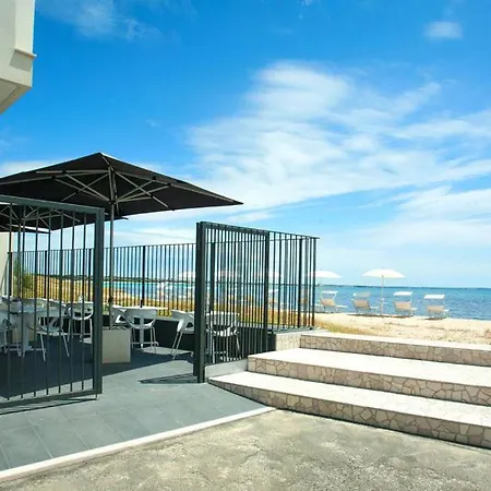 Hotel La 4*